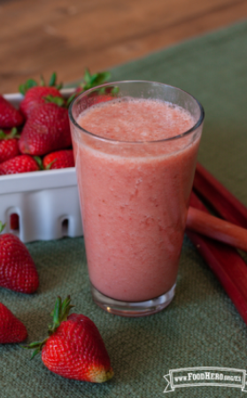image of strawberry rhubarb smoothie