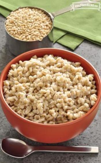 Cooked barley in a bowl.