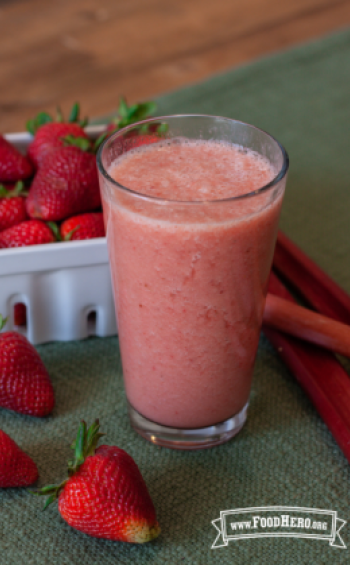 Strawberry Rhubarb Smoothie | Food Hero | Recipe